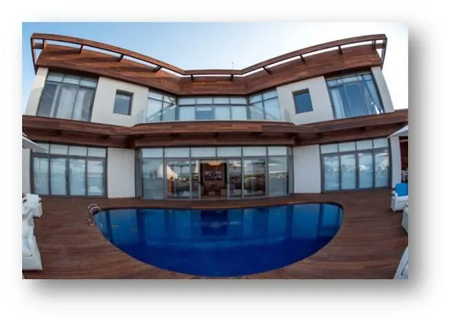 Dalga Beach Villa Bakü 0*,