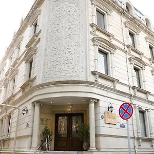 Nemi Center Bakü
