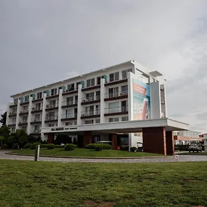 Sea Breeze Resort&residence Hotel